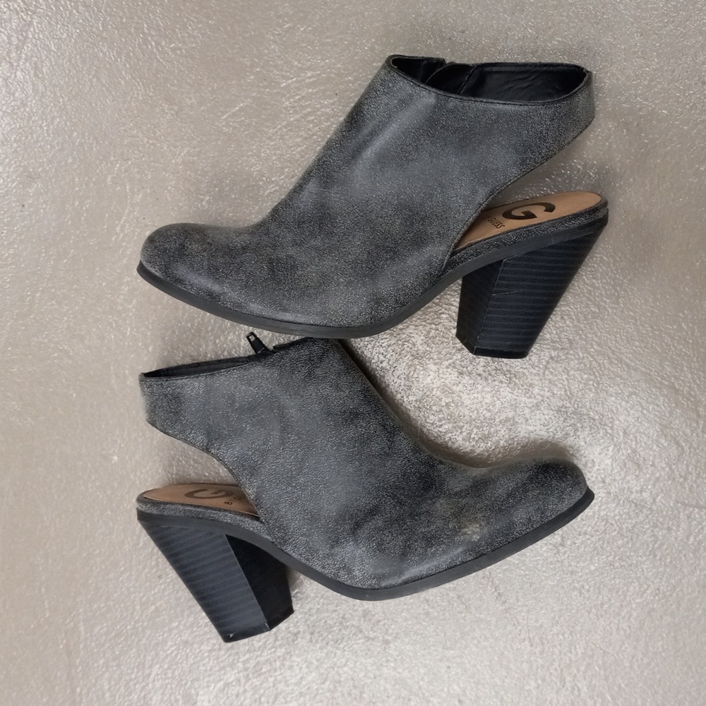 G by GUESS BOOTIES - Picture 2 of 9